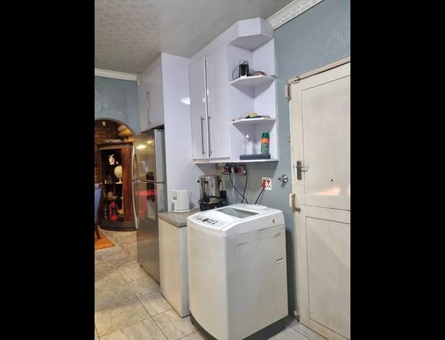 3 BEDROOM HOUSE FOR SALE IN DAWN PARK EXT